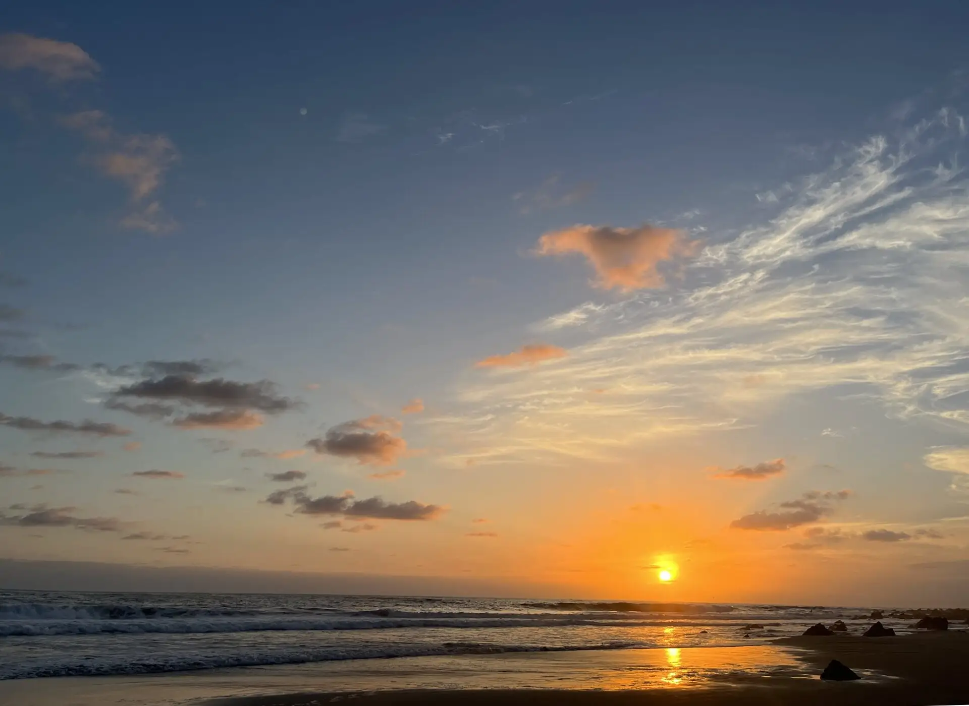 Troncones beach at dusk